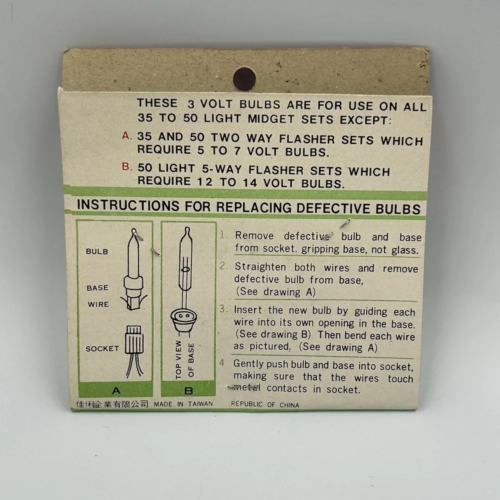 VTG NIP 3 Volt Beacon 5 Push-in Replacement Bulbs for Christmas Midget Sets 7017